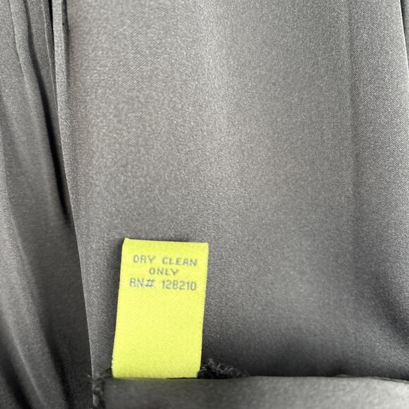 Elizabeth McKay Pleated Blouse 8 Black Women's Silk Blend Gold Button 3/4 Sleeve - Picture 8 of 13